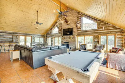 Image de Colorado Nat'l Monument Views: Western Slope Cabin