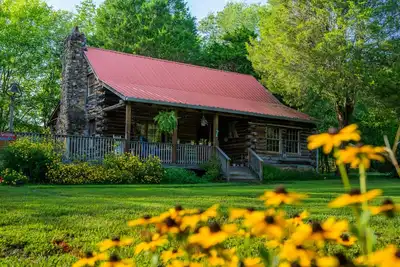 Image de Farm cabin retreat at Kelly’s Jubilee
