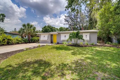 Image de Melbourne Escape w\/ Screened Patio, Near Beaches!