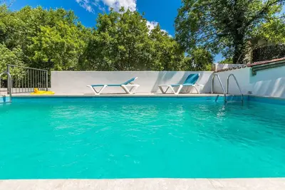 Image de Maison de vacances Dunja avec piscine privée
