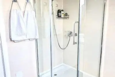 Image de Spacious & attractive in center apartmani_nsmilos