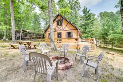 Image de Family Roscommon Home - 3 Mi to Higgins Lake