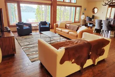 Image de Luxurious Stay/Walkable Location/Lakefront Sunsets