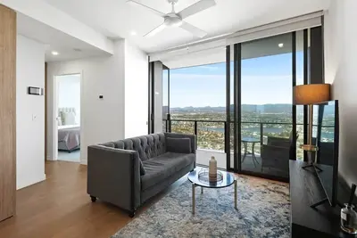Cassa Casino - Spectacular River & Hinterland Views 1 Bed Apt in Broadbeach!