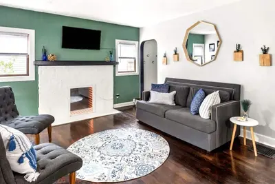 Image de GameRoom, Hammock, FirePit, Patio&Grill, Downtown-Hickory Plaid