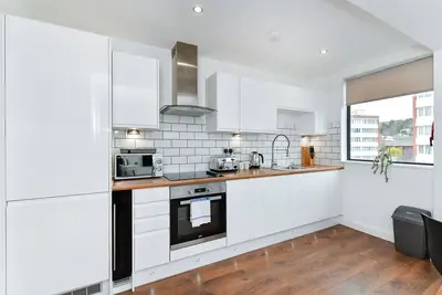 Image de Carlton sq - Inviting 2bedroom apartment with free wifi and a smart Tv
