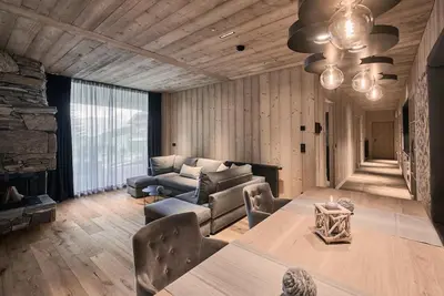 Image de Chalet 'Tenne Chalet' avec vue montagne, piscine partagée et Wi-Fi