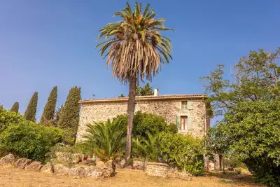 Image de Appartement \"Gite Rural Dans Bastide Provenale\" avec terrasse privée, jardin privé et Wi-Fi