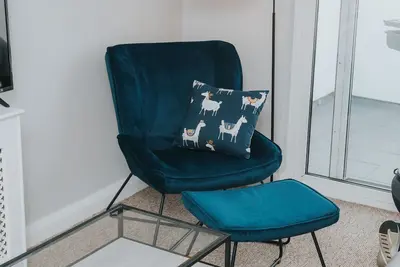 Image de Stylish Recently Refurbished Apartment, 100m From the Beach and Promenade Area