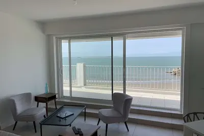 Image de Superbe appart à 10m de la plage, 2 terrasses, 3 chambres, vue océan
