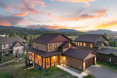 Image de Luxury Chalet 7 I Private Hot Tub I Amazing Views I Best Price I Discounted Attractions