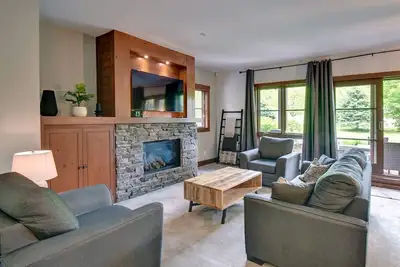 Image de Edm 1510-23/Superbe condo de montagne