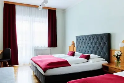 Image de Mehrbettzimmer Komfort ab 5 Nächte - Hotel Garni Thermenoase