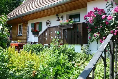 Image de Ferienhaus Romantikstöckl - ab 7 Nächte - Altes Gehöft am Lormanberg