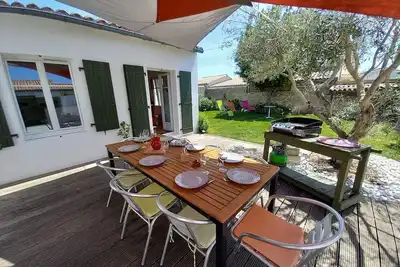 Image de Villa Ré Atlantic, au calme proche plages, restaurants, marchés. . .