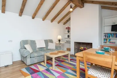Image de Pass the Keys | Charming Garden cottage with parking