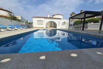 Image de Villa Sant Maurici - Entièrement rénovée avec grande piscine!