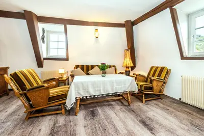 Image de Vacation apartment with a direct view of the historic market in Heppenheim