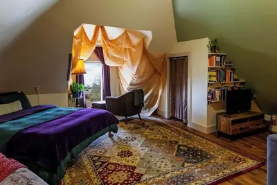 Image de Unique Prvt Apt w/ Parking and View close 2 Dwntwn