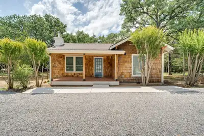 Image de Pottboro Vacation Rental w/ Private Hot Tub!