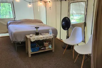 Image de Cozy Homestead Living in a Treetent getaway