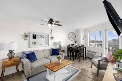 Image de Beachside Bliss: Private 1-Bedroom Hideaway