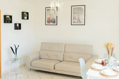 Image de Grand T4 85m2 (+6m2 terrasse) Paris et Disney
