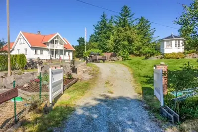 Image de Belle maison à Bokn avec WiFi