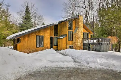Image de Jamaica Vacation Home w/ Deck: 8 Mi to Skiing!