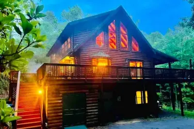 Image de Spacious, fun cabin-perfect for family & Mtb group