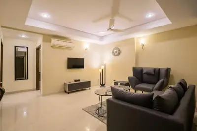 Image de Rehin Sehin Premium Furnished Suite w/ Patio