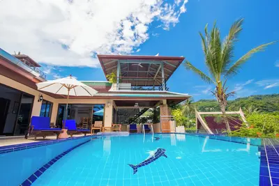 Image de Villa Malee, vue mer, piscine à débordement, personnel, chef