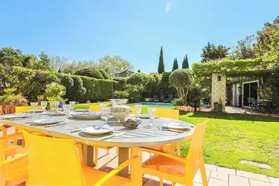 Image de Villa 'Bastide Les Oréades' avec piscine privée, Wi-Fi et climatisation