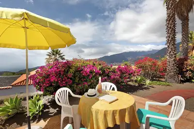 Image de Maison de vacances 'La Villa La Palma- 2 Dormitorios' avec vue sur la mer, Wi-Fi et climatisation