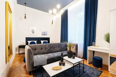 Image de Stunning stay in modern historical townhouse