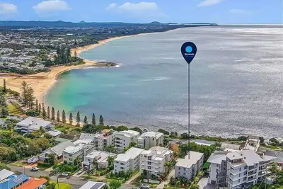 Image de Moffat Beach Surf Retreat