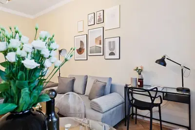 Tastefully furnished cosy apartment