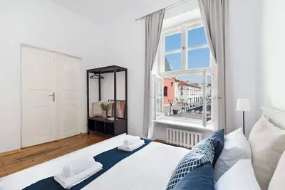 Image de Spacious Apartment with the View of Small Market