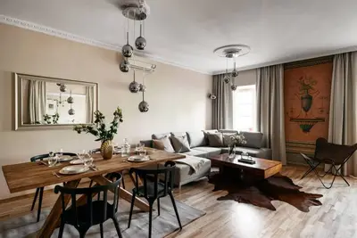 Historic Apartment with Antique Frescoes