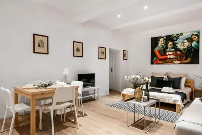Artistic studio with unique graphics