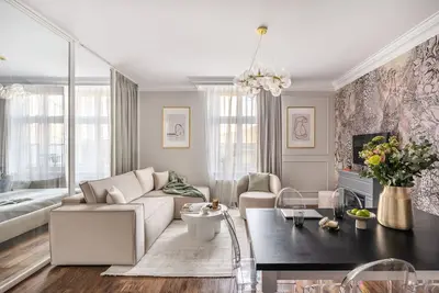 Image de Parisian-chic meets Kraków with soft lighting