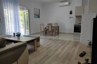 Image de One bedroom apartment with private parking