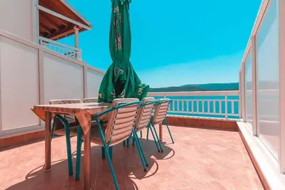 Image de TwoBedroom App with Sea View 7