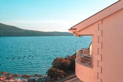 Image de Comfort App with Side Sea View 7