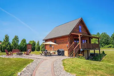 Image de Cabin Otisco Lake Views, Fire Pit & Pool Table