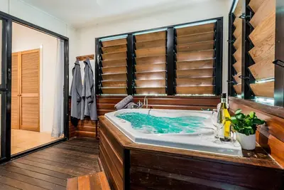 Image de Sunbird Garden 3 - private villa with spa & small pet permitted inside