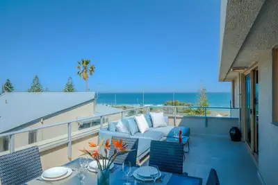 Image de Sandcastles Penthouse w/ Pool & Sauna!