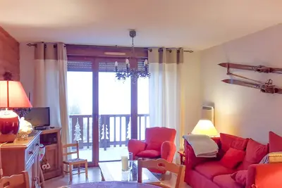 Image de Bel appartement tout confort pied des pistes parking 4 pers