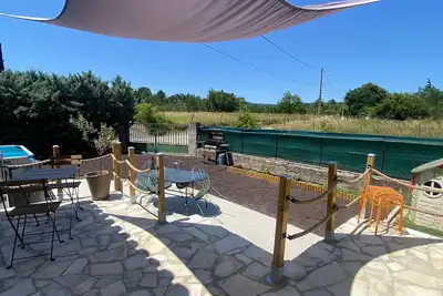 Image de L'évidence Maison Avec Piscine Classée 3 Étoiles