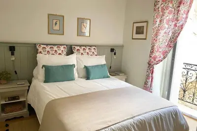 Image de Bel appartement au rez-de-chaussée proche des Thermes